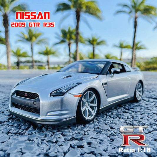 1:18 Nissan GTR